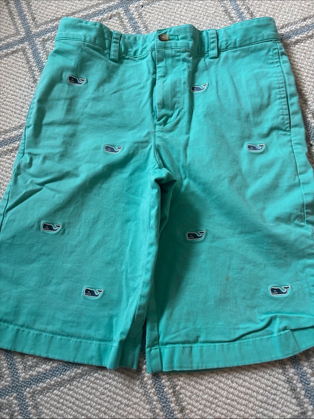 GUC Vineyard Vines Teal Whale Embroidered Kids Shorts Sz 14